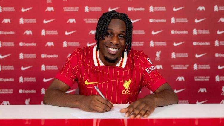 弗林蓬:显然勒沃库森也很优秀,但你能看出利物浦在另一个级别