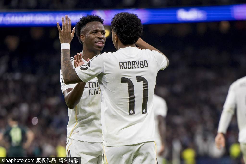 哈兰德:我很尊重吕迪格 C罗和梅西是每个球员学习的榜样